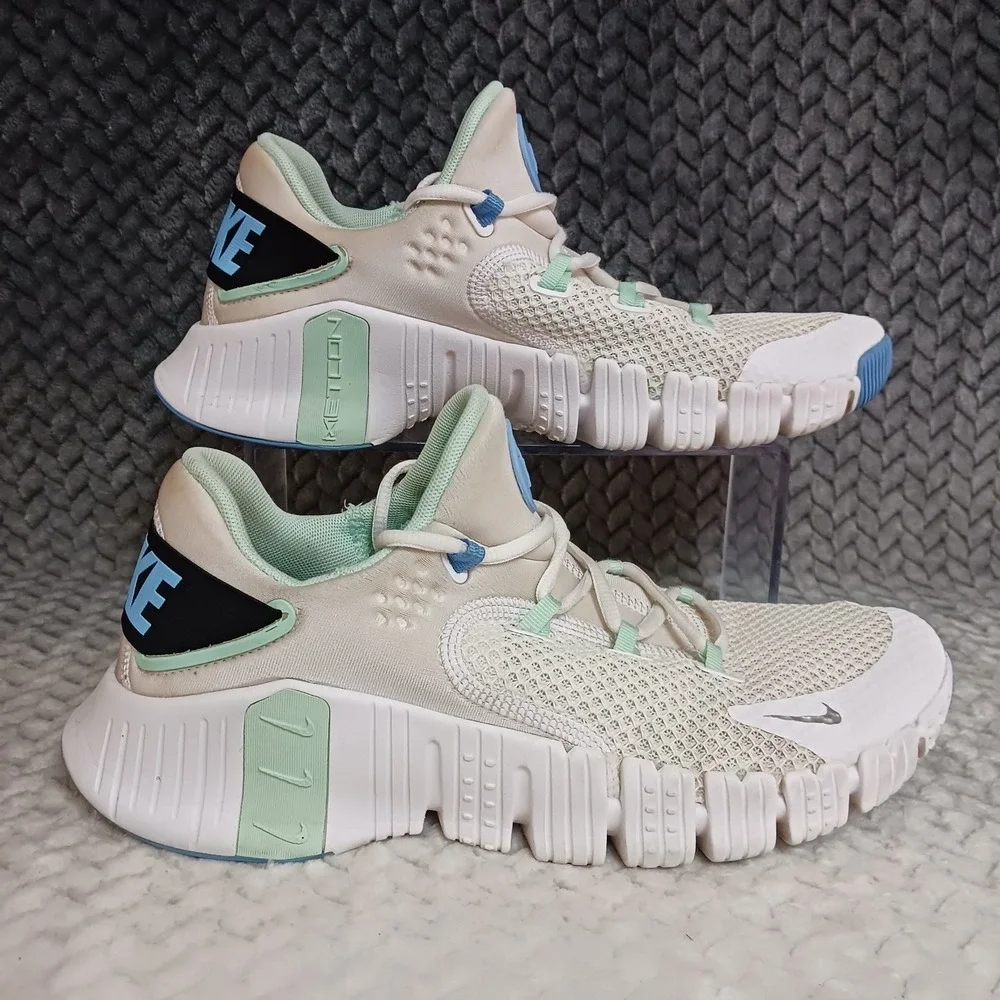 Nike Free Metcon 4 White Mint Foam Women's Walking Running Sneakers Shoes Sz 10